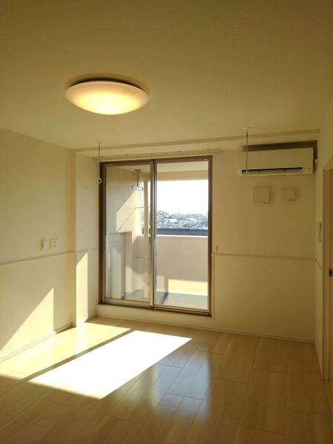 プレステージア リビング