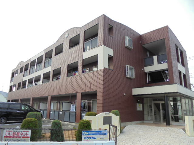 レオン 201号室 外観