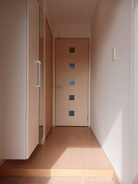プラシード 玄関