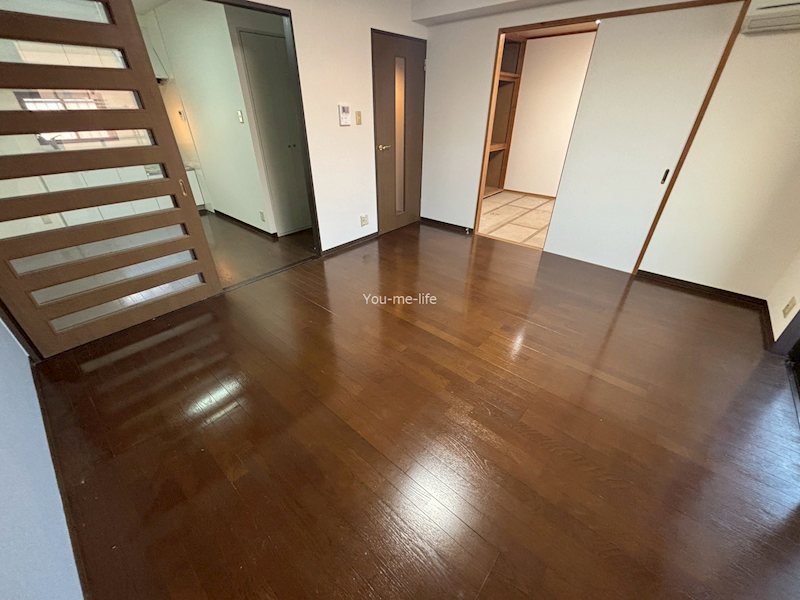 グランドステータス湘南ドリームパレス浜竹 リビング