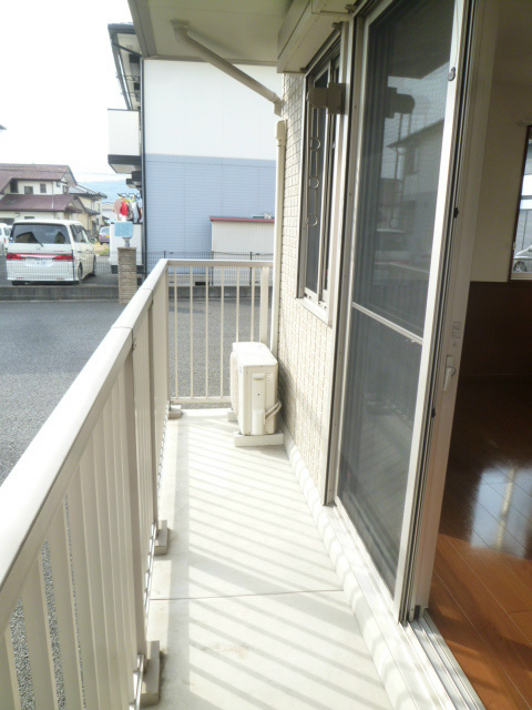 ヴィラージュ川入B ベランダ