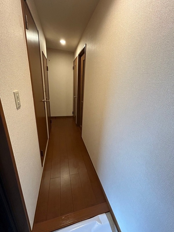 ピーチガーデン 玄関