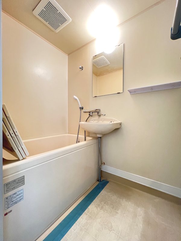 シャレー原宿C棟 風呂画像