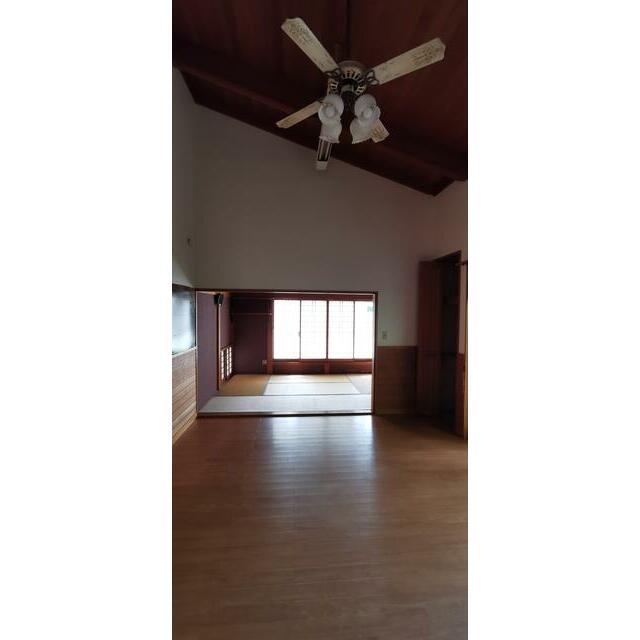 下川入555 貸家 リビング