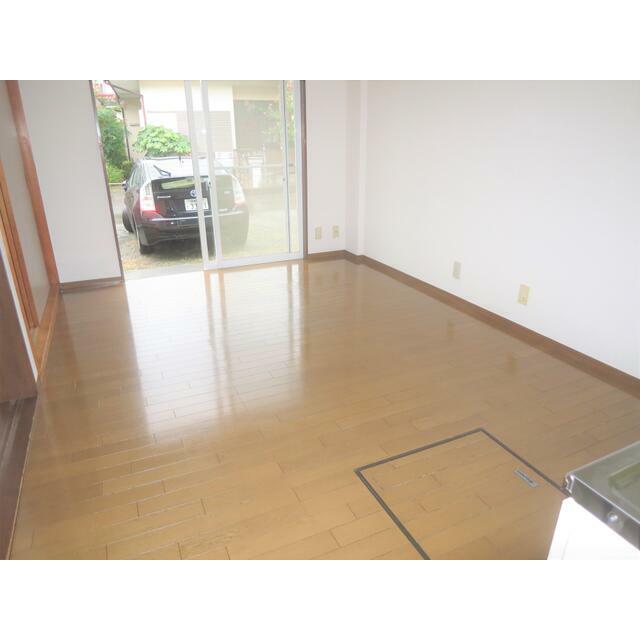 メリーハイム大沢 リビング