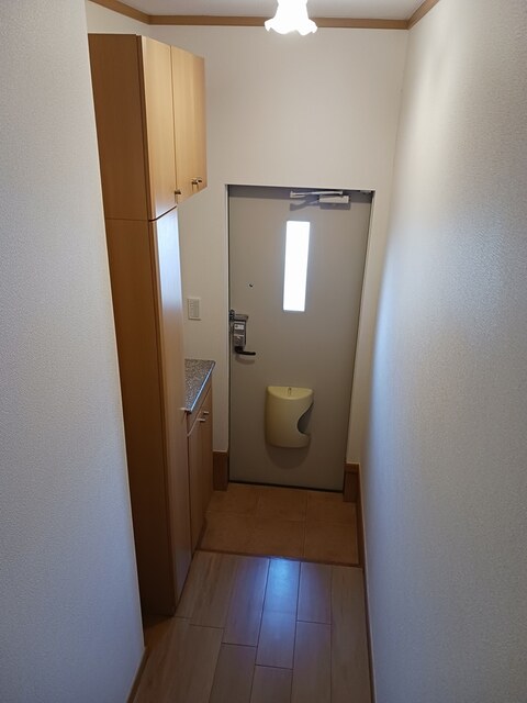 キャトル　セゾン 玄関