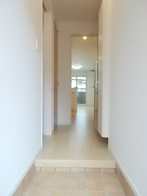 ミルト　ブリーゼ 玄関