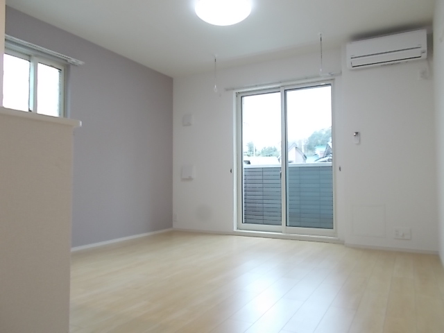 ミルト　ブリーゼ リビング