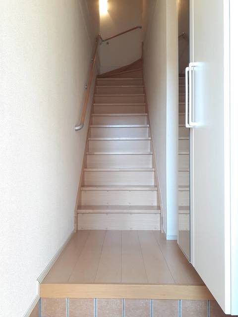 パールグレイスⅡ 玄関