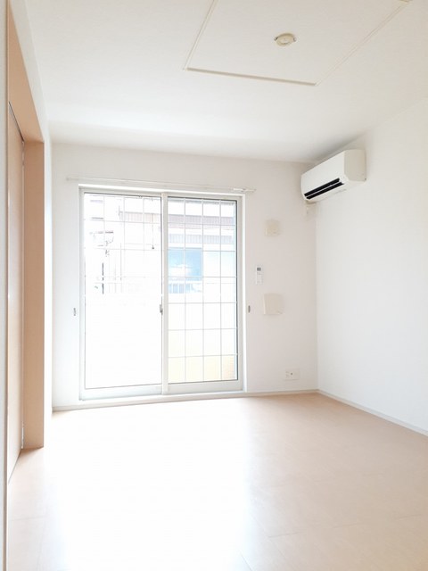 サニーサイドテラスＢ リビング