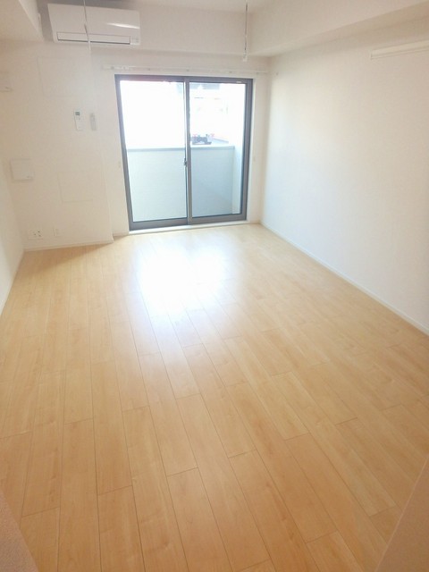 アルヴィータ厚木 リビング