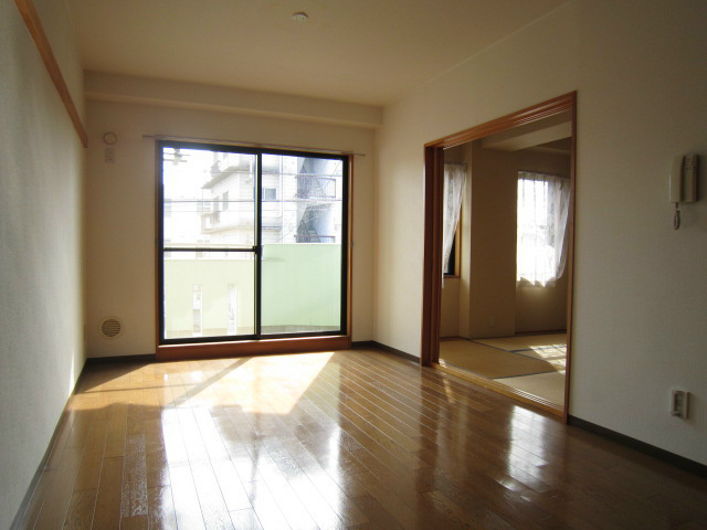 ベルデュール蛍田  リビング