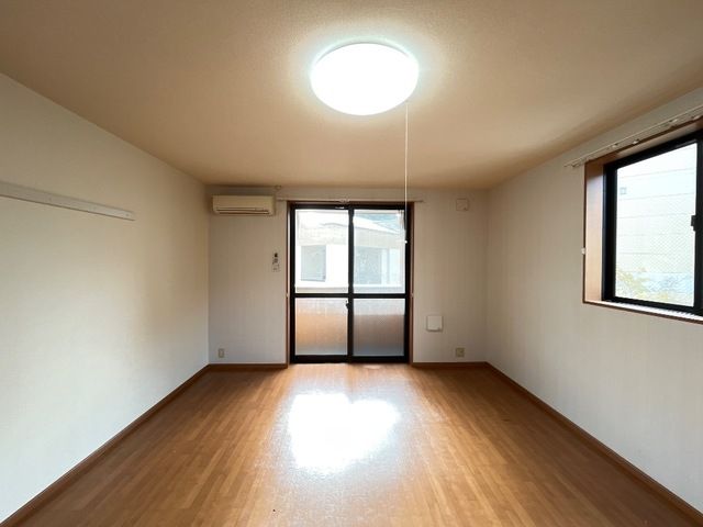 サニーインプレス ベッドルーム