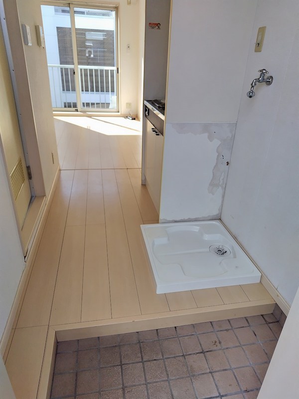 パレス西湘海岸Ａ棟 玄関