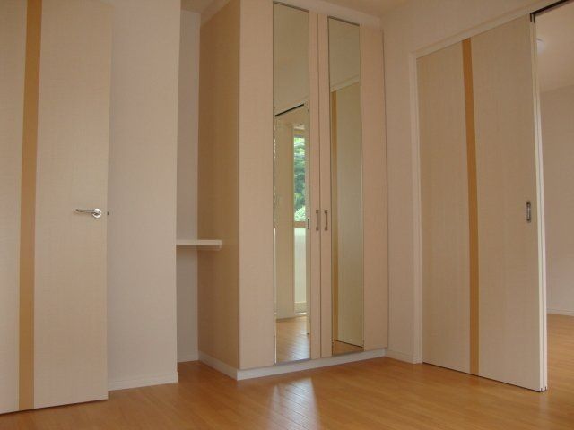 ラ・ジヴェルニー ベッドルーム