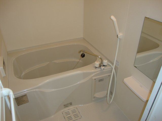 ラ・ジヴェルニー 風呂画像