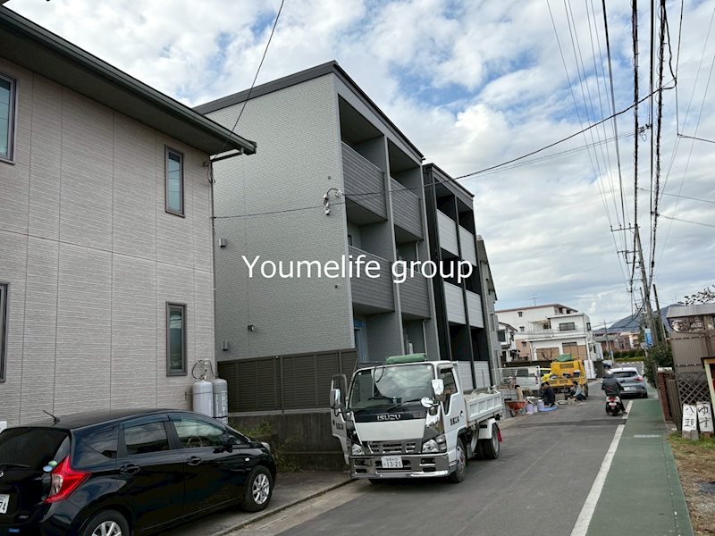 GRADUS伊勢原 302号室 外観