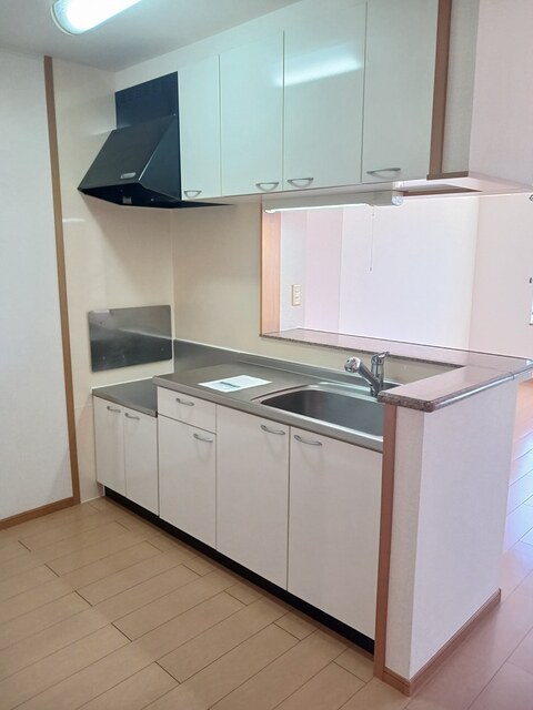 アーデルホームⅡ キッチン