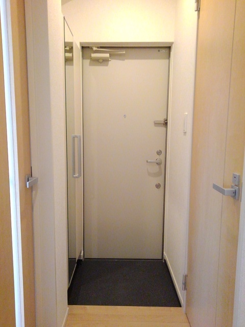 リコ　ビーナ 玄関