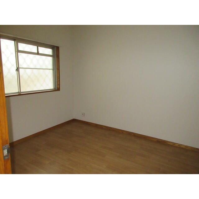 ヒルハイツ中田 ベッドルーム