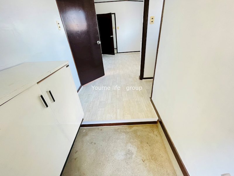 的場平塚第２アパート 玄関