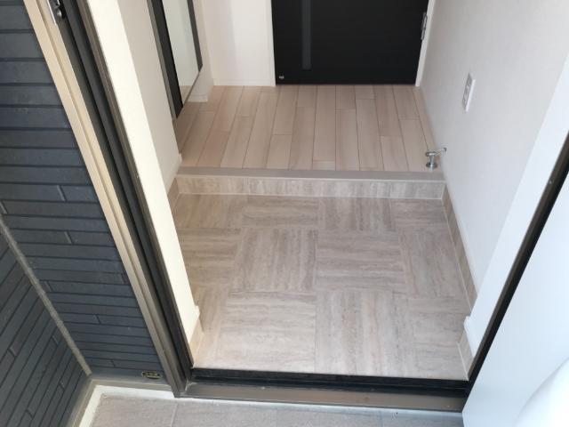 メゾンアイリス湘南Ⅱ 玄関