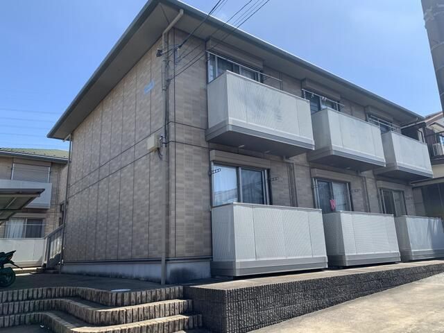 パラヴェーラⅡ 202号室 外観