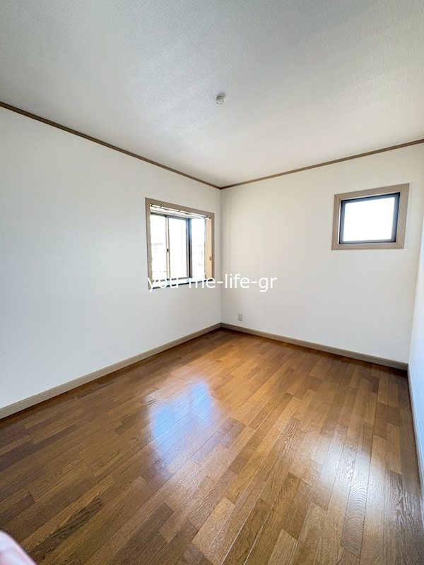 市川ハイツ３ ベッドルーム