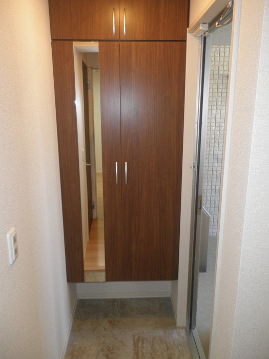 ヴェルトリー四つ葉 玄関