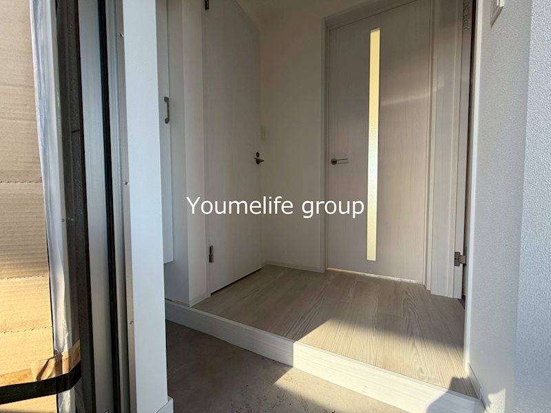 ジーメゾン伊勢原カエルム 玄関