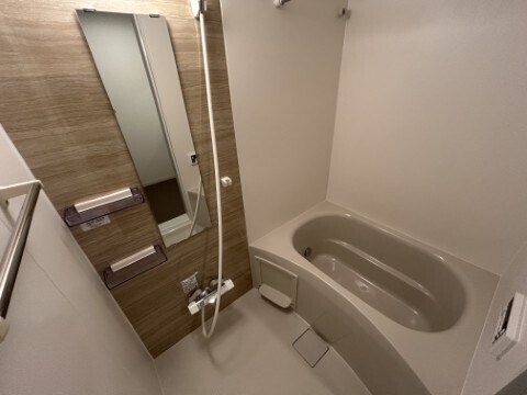 ジーメゾン伊勢原カエルム 風呂画像