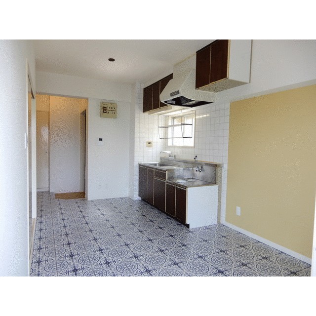 シャトル伊勢原 リビング