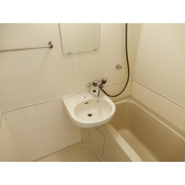 シャトル伊勢原 風呂画像