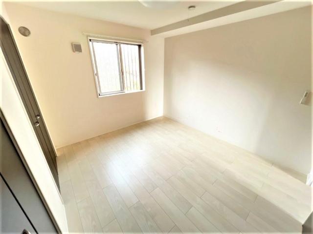 ＣＯＭＦＯＲＴＩＡ ベッドルーム