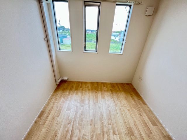 カーロ　オルテンシア　caroortensia ベッドルーム