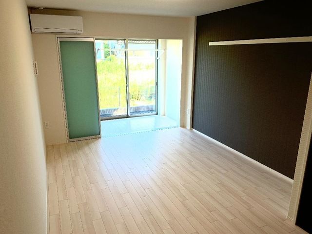 （仮称）小田原市扇町アパート新築工事 リビング