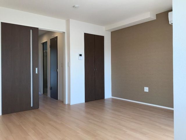 カーロ　オルテンシア　caroortensia ベッドルーム