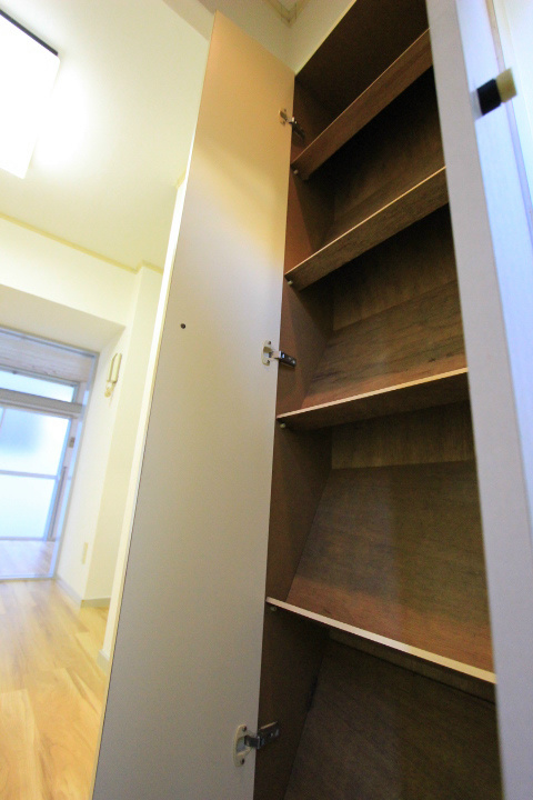 アーバンコート辻堂 玄関