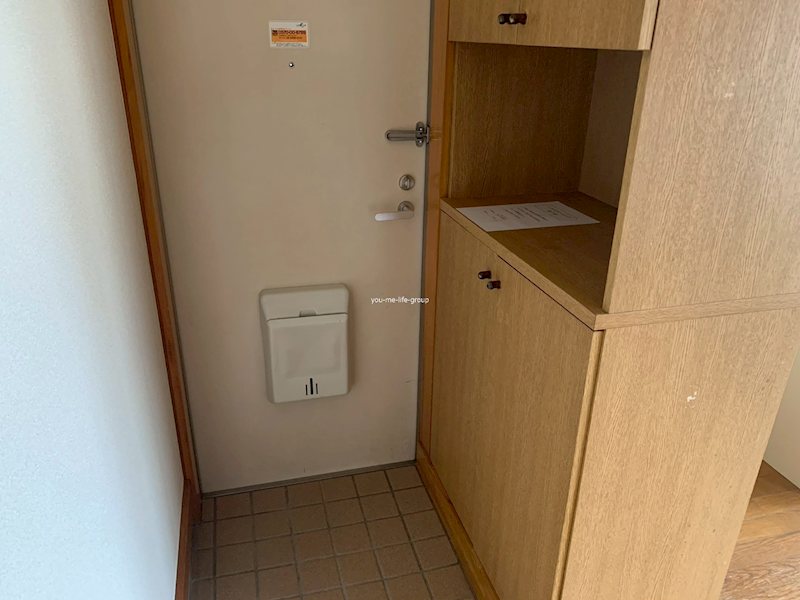 メゾン・エフ 玄関