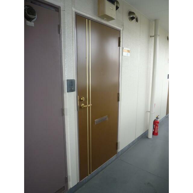 ミラドール 玄関