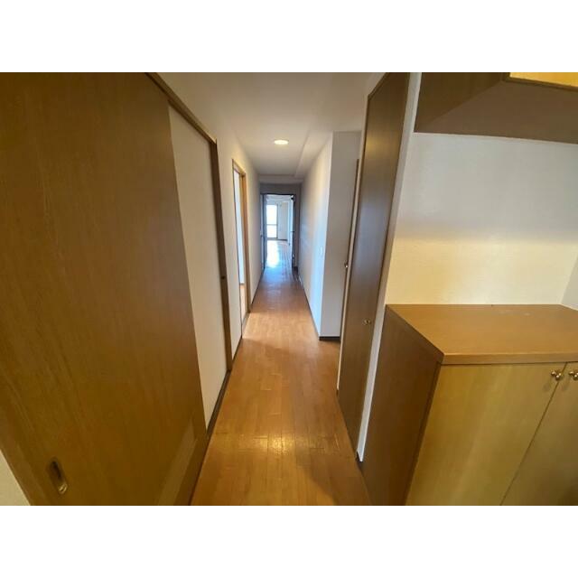 ウエスト　ヴィレッジ 玄関