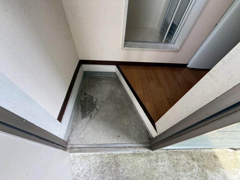 コーポ・オンザピーク 玄関