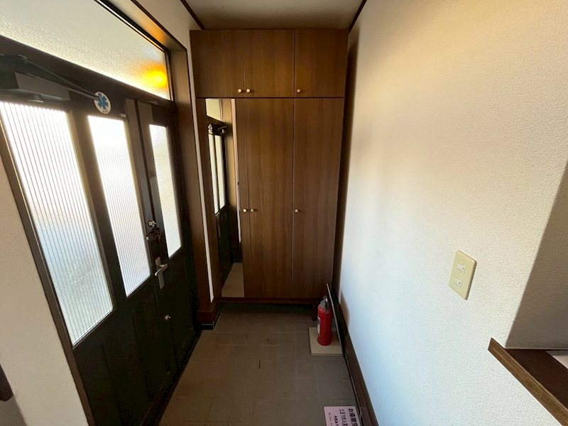 深谷中6丁目戸建 玄関