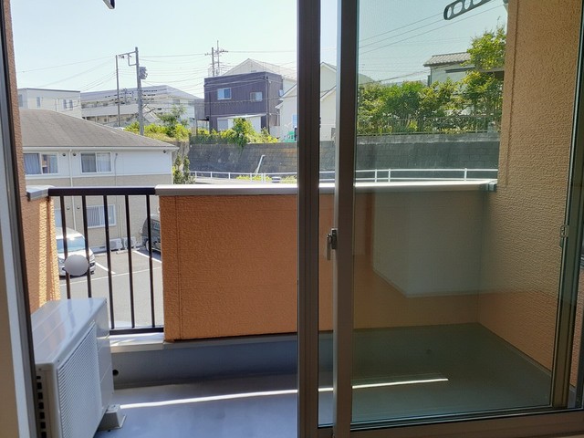 レ・ザンジュ ベランダ