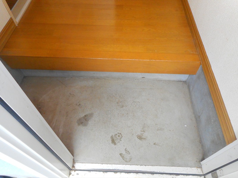 リバーサイドⅡ 玄関