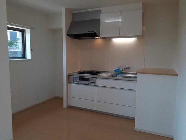 レ・ザンジュ キッチン