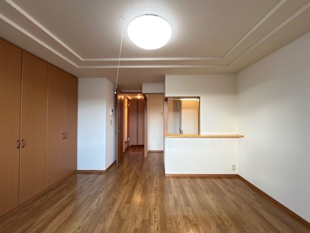 エルマルム リビング