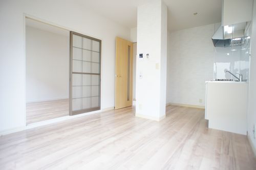 ローゼンハイム湘南　Ｄ リビング