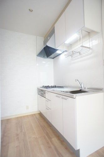 ローゼンハイム湘南　Ｄ キッチン