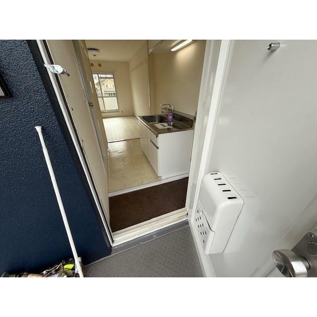 ポルシェ飯山 玄関